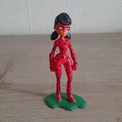 animiertes-gif-von-online-umwandeln-de.gif Ladybug, miraculous