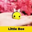 3D_printed_cute_bee_keychain_toy.gif Flexi Cute Bee Keychain Toy