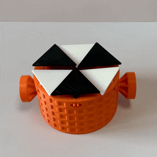 FRONT-GIF.gif Infinite Loop Box