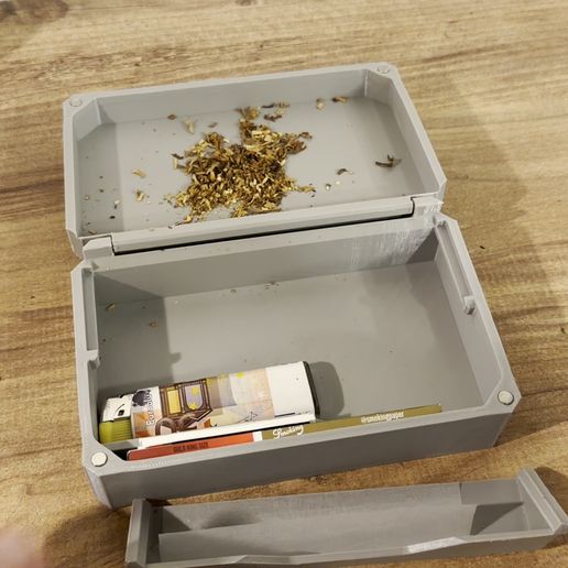 IMG_6018.mp4 Weed Rolling Box