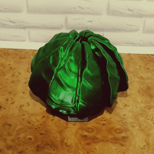 Vase of flowering leaves 3D model