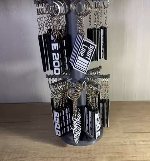 VID-20251227-WA0001.mp4 Expositor modular para llaveros