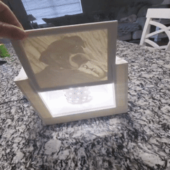 gif_temp-1.gif STL file Lithophane Box with interchangeable pictures・3D printer design to download, TonyB2987