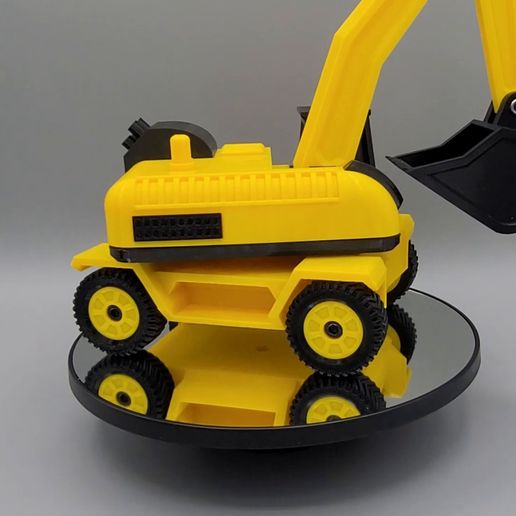 5-sec-excavator-spin-1.mp4 Tough Built Toys - Excavator