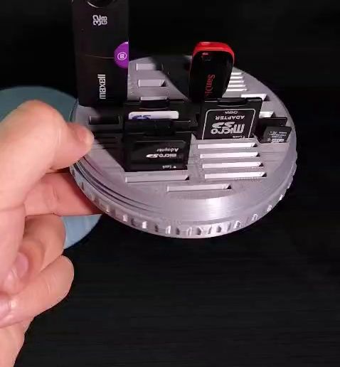 USB,-SD-and-MicroSD-Memory-Card-Storage-test.mp4 Caja de almacenamiento de tarjetas de memoria USB, SD y MicroSD