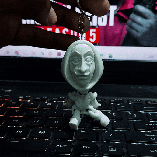 ezgif.com-gif-maker-7.gif MONEY HEIST TOY PLUS KEYRING