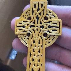 Celtic_Cross_AdobeExpress.gif Archivo STL Colgante Cruz Celta de Manx・Diseño de impresión en 3D para descargar