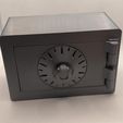 OpenClose.gif Vintage Safe Gift Box