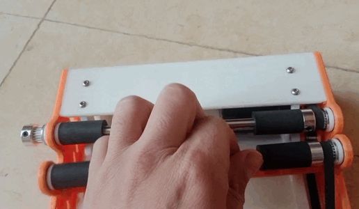 ezgif-7-c608c3e3db.gif Rotary Roller for Laser Engraving Machine"Creality Rotary Roller"