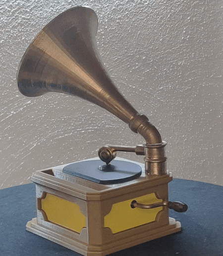 ezgif.com-gif-maker.gif GramoPhone-Verstärker
