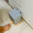 2023_02_13_22_51_IMG_6189-min.gif Kitchen trash cans with foot pedal