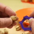 GifMaker_20210313162848573.gif Pistachio Opener