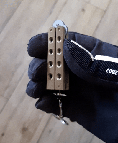 USBalisong - Balisong case for USB Key