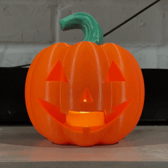 IMG_7860.gif STL file Smiling Jack-O-Lantern Pumpkin Light Up with Bottom Closure・3D printing template to download