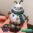 ezgif.com-gif-maker-7.gif ☃️Articulated Monster Snowman - XMAS TREE ORNAMENT☃️