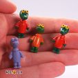 ussr_toys_gena_vid2.gif Crocodile Gena — Vintage Plastic Toy Miniature