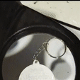VIDEO-CADA-DIA-VE-Y-HAZ-ALGO.gif Key ring with message in lithophane