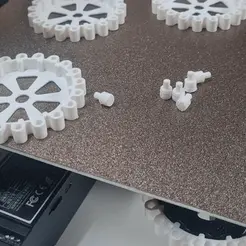 ezgif.com-gif-maker-17.gif Free STL file Ender 3 fix bed level wheels・Model to download and 3D print