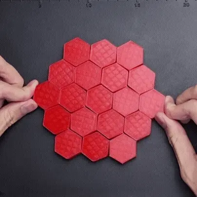 Honeycomb hinged tessellation with flexible material - 3D model önizlemesi