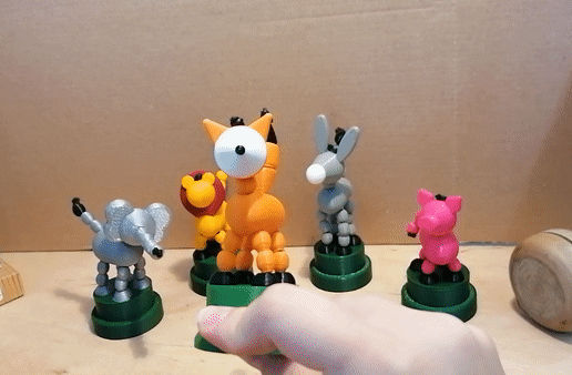 allanimalsgif.gif Collapsing Animal Toys