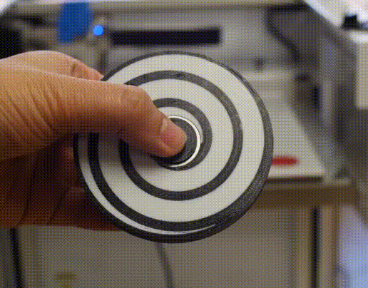 YQHCmjE - Imgur.gif Multi-Color Spiral Spinner