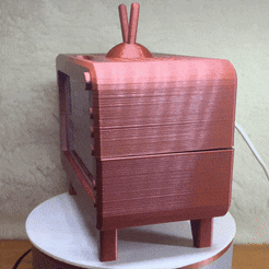 ALEXA-TV.gif STL file OLD TV ALEXA ECHO SHOW 5 SUPPORT BASE CASE HOLDER・3D printer model to download