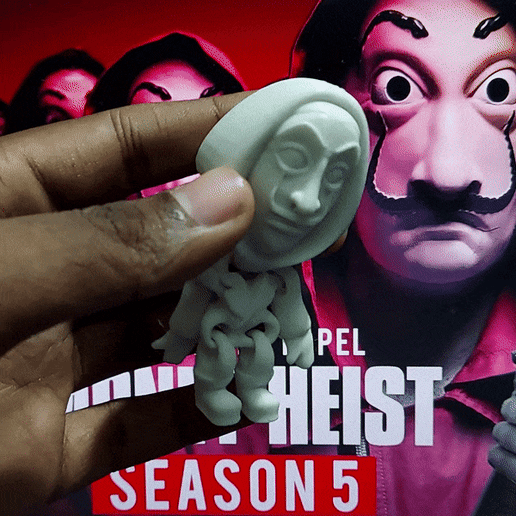 ezgif.com-gif-maker-2.gif MONEY HEIST TOY PLUS KEYRING