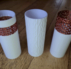 Voronoi-Vase-Set.gif STL file Voronoi Flower Vase Set of 3 Contemporary Organic designs・3D printing idea to download