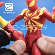 REDMETALGUY-05-ezgif.com-optimize.gif Iron Spider -Figure d'action articulée Spider Man