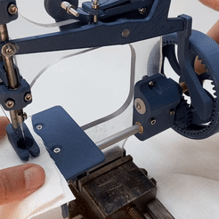 ezgif.com-video-to-gif-9.gif STL file Functioning DIY sewing machine with chain stitch hook・Model to download and 3D print