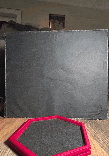 20250819_182135-ezgif.com-optimize.gif L'addon POD Dice Tower