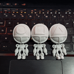 ezgif.com-gif-maker-1.gif STL file SQUID GAME FLEXI TOY PLUS KEYRING・Design to download and 3D print
