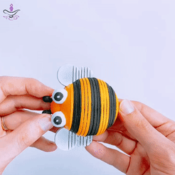 Bee-Video-1.gif STL file Stretchy Bee・3D printable model to download
