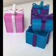 copy_AD4952E3-320A-40CF-AE83-81E23A39A1CA.gif Gift Box - Present Box