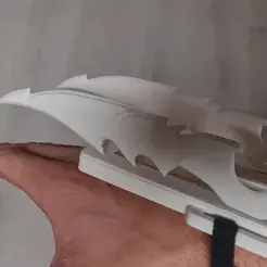 ezgif.com-gif-maker-20.gif STL file Predator claw - Wristblade・3D printing design to download