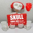 GIF-00-Skull-Flexy-Take-My-Heart.gif STL file Skull Flexy Take My Heart・3D printing design to download