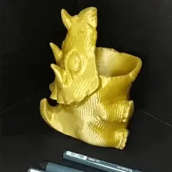 20220220_230300.gif STL-Datei Triceratops-Stifthalter・Modell zum Herunterladen und 3D-Drucken