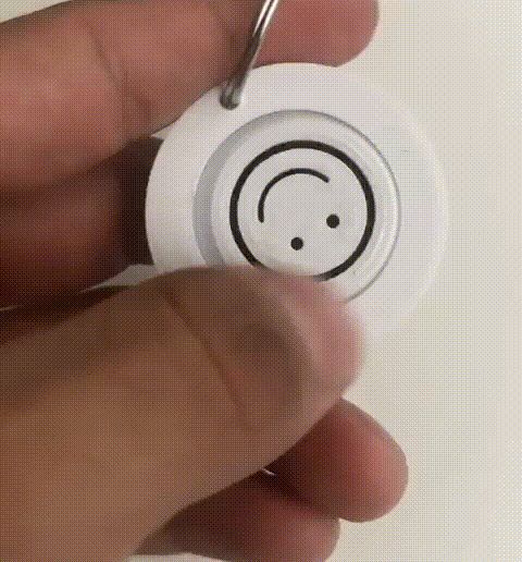 WhatsApp-Video-2023-05-19-at-8.24.50-PM.gif rotating key rings