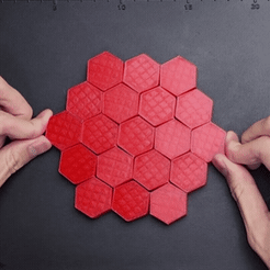 20230810_200311-1.gif STL file Honeycomb hinged tessellation with flexible material・Model to download and 3D print
