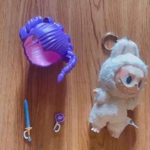 7035050529602.mp4 Labubu Accessories Toys - Rumi Set Cosplay (Hair - Weapon - lightstick) KPop Demon Hunters