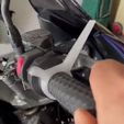 video-1654015722.gif Yamaha TDM motorcycle tempomat