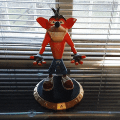 giv_2.gif STL file Crash Bandicoot hold Nintendo Switch・3D print model to download
