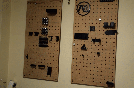 pegboard.gif Coleção de montagem em painel de fixação