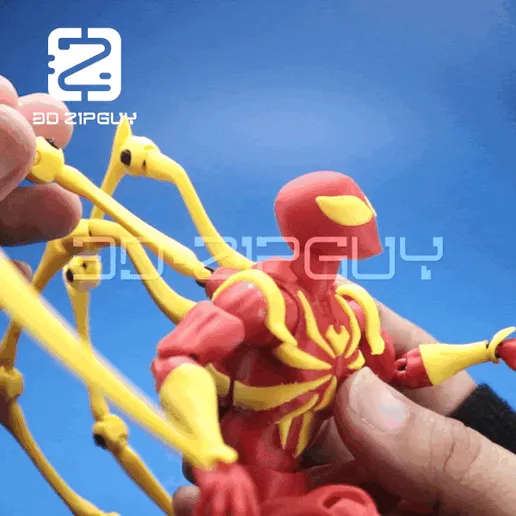 REDMETALGUY-02-ezgif.com-optimize.gif Iron Spider -Figure d'action articulée Spider Man