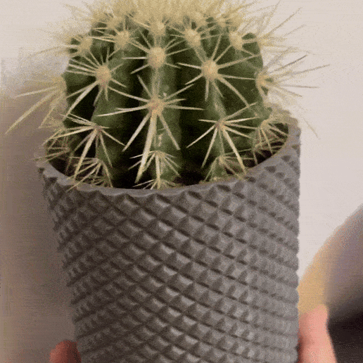 WhatsAppVideo2024-09-07at19.20.07-ezgif.com-cut.gif Planter Diamond Design