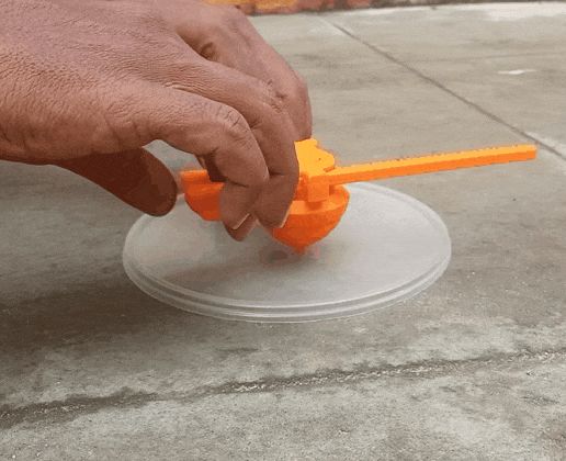 20240105_112953.gif SPINNING TOY
