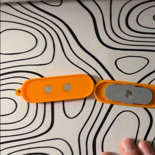 assembly-Video.mp4 Switch Fidget Keychain