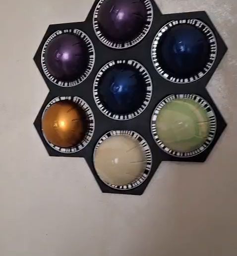 WALL-SUPPORT-3.mp4 PORTE-DOSETTES MURAL NESPRESSO VERTUO