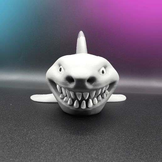 ezgif.com-animated-gif-maker-5.gif TIBURÓN FLEXIBLE