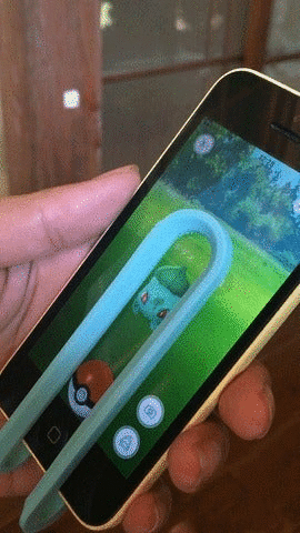 giphy.gif Бесплатный STL файл Pokemon Go Clip iPhone 6/6s・Модель для загрузки и 3D-печати, Wires